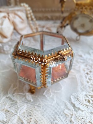 antiquejewelrycase