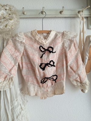 antiquebodice